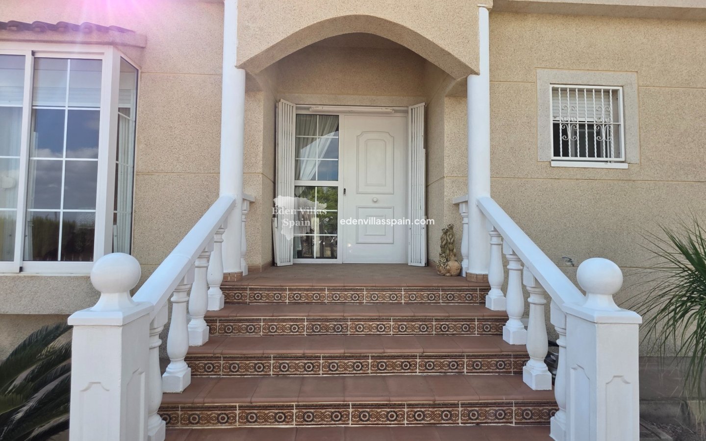 Segunda Mano - Villa costera - La Marina