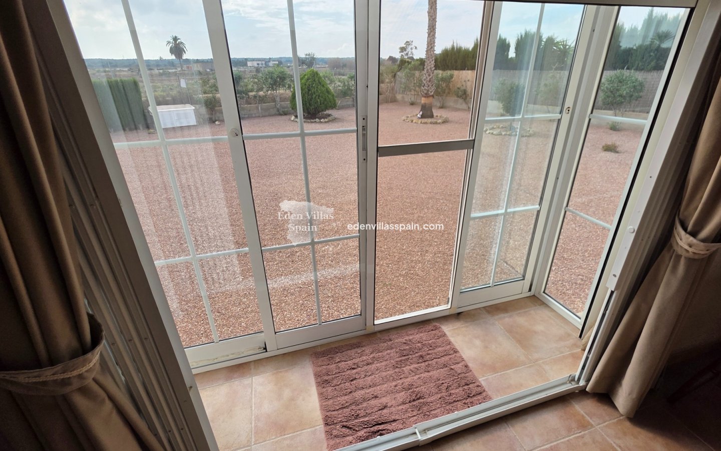 Segunda Mano - Villa costera - La Marina