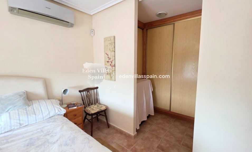 Segunda Mano - Villa costera - La Marina