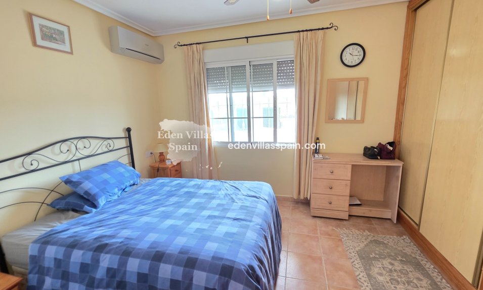 Segunda Mano - Villa costera - La Marina