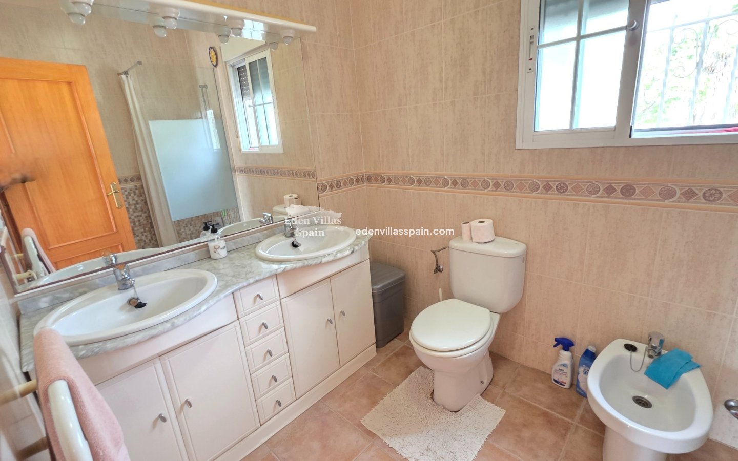 Segunda Mano - Villa costera - La Marina