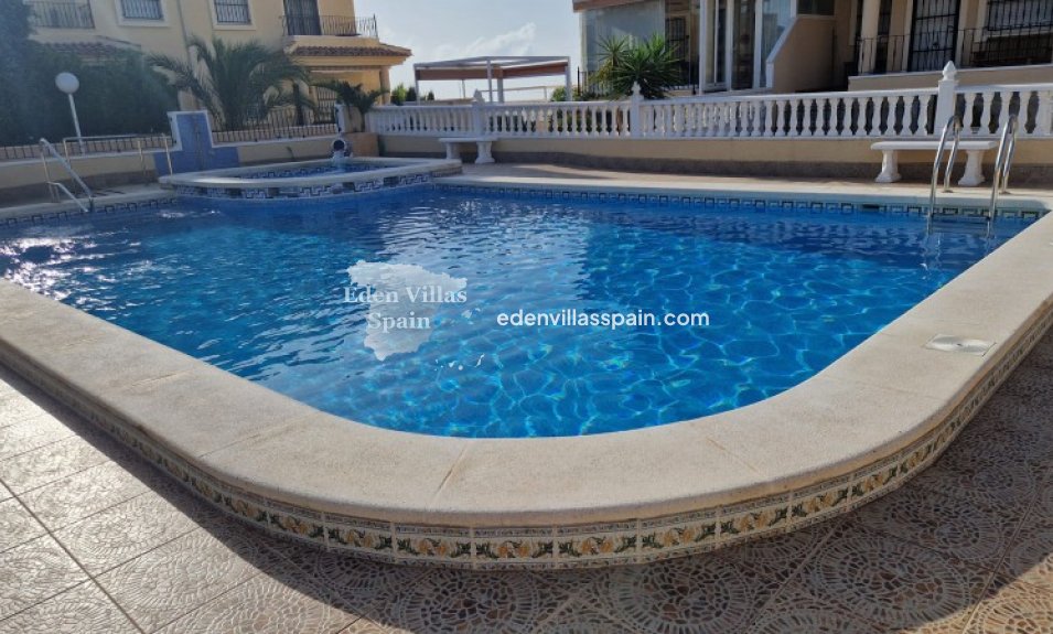 Segunda Mano - Villa costera - Rojales