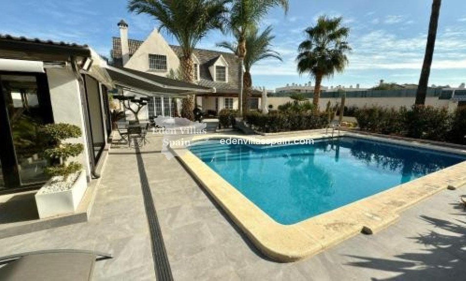 Segunda Mano - Villa costera - San Juan