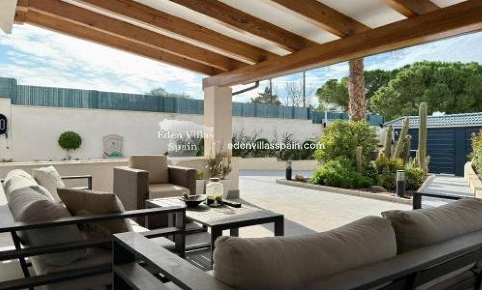 Segunda Mano - Villa costera - San Juan