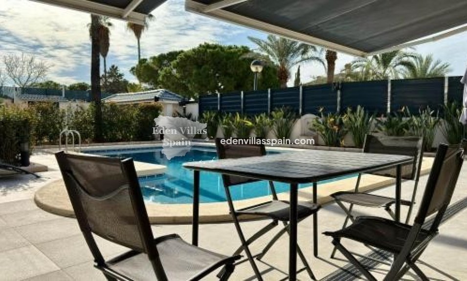 Segunda Mano - Villa costera - San Juan