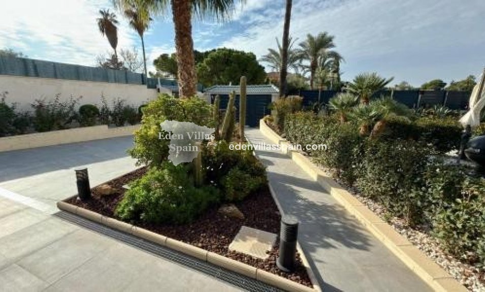 Segunda Mano - Villa costera - San Juan