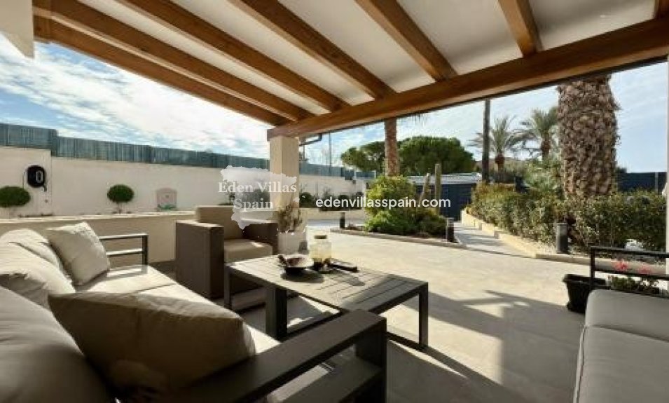 Segunda Mano - Villa costera - San Juan