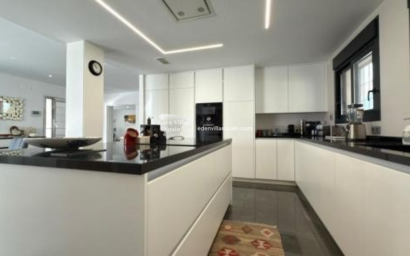 Segunda Mano - Villa costera - San Juan