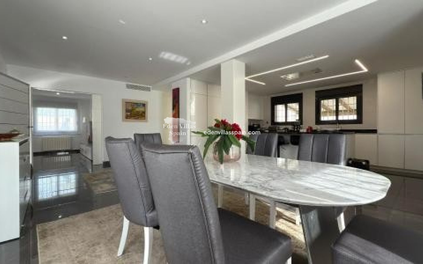 Segunda Mano - Villa costera - San Juan