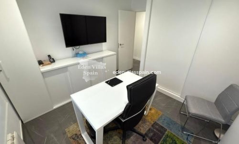 Segunda Mano - Villa costera - San Juan