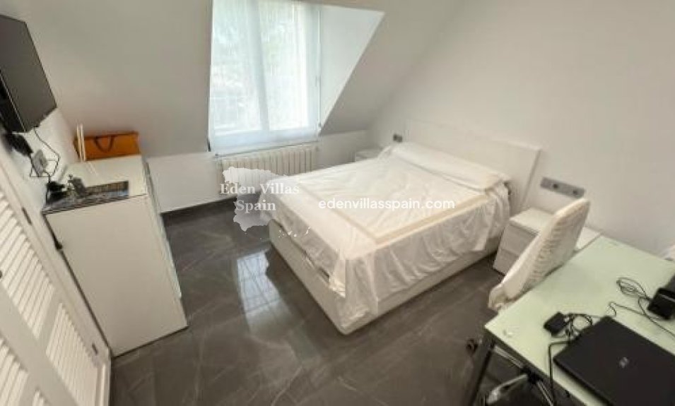 Segunda Mano - Villa costera - San Juan