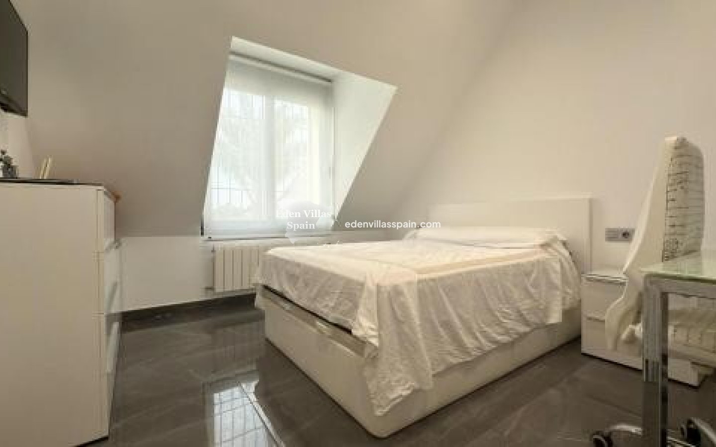 Segunda Mano - Villa costera - San Juan