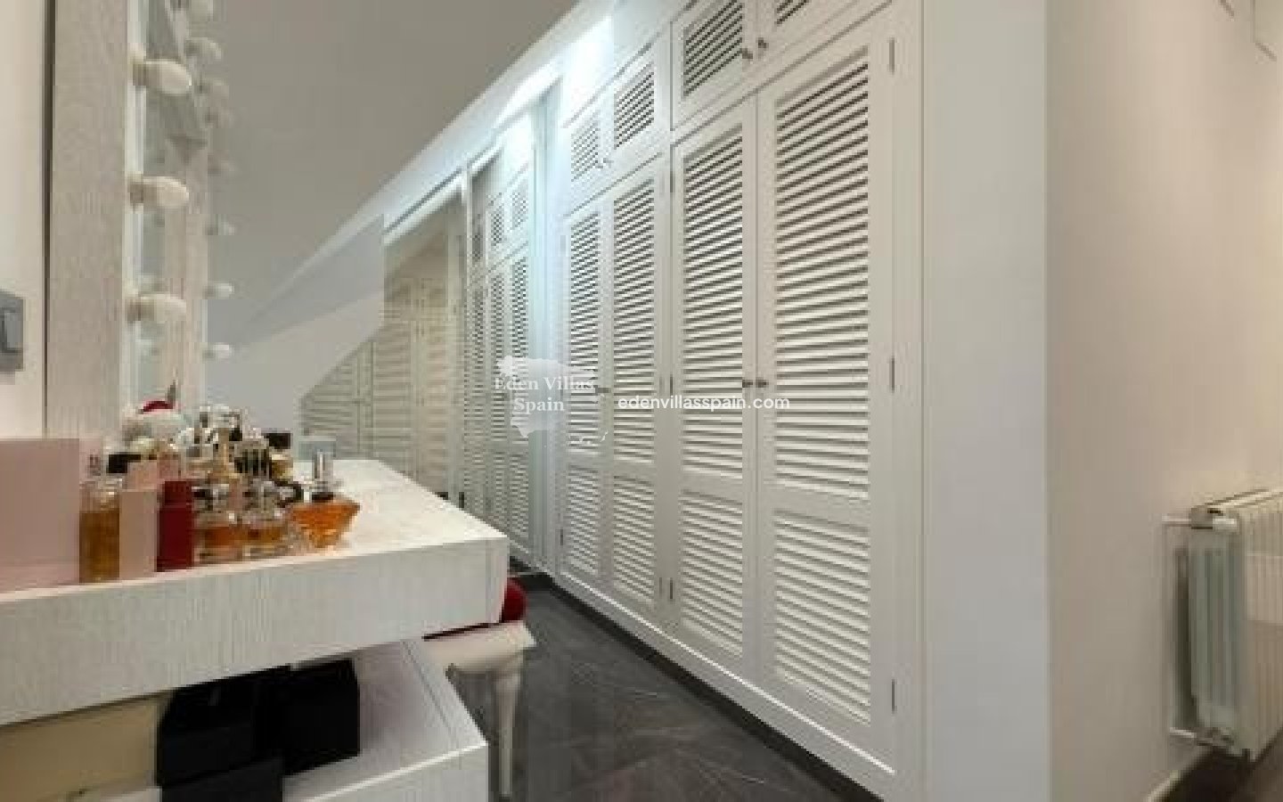 Segunda Mano - Villa costera - San Juan