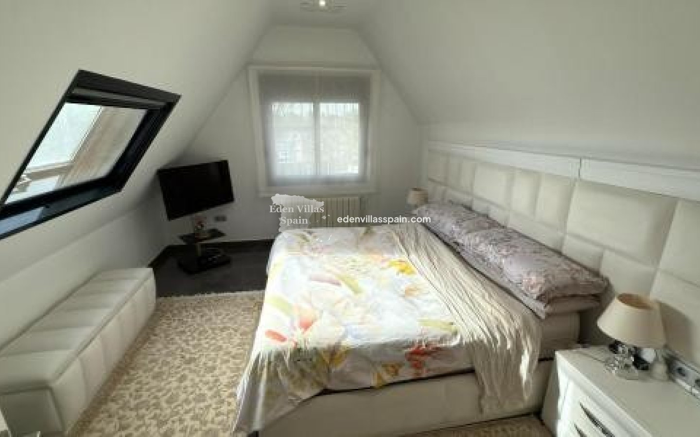 Segunda Mano - Villa costera - San Juan