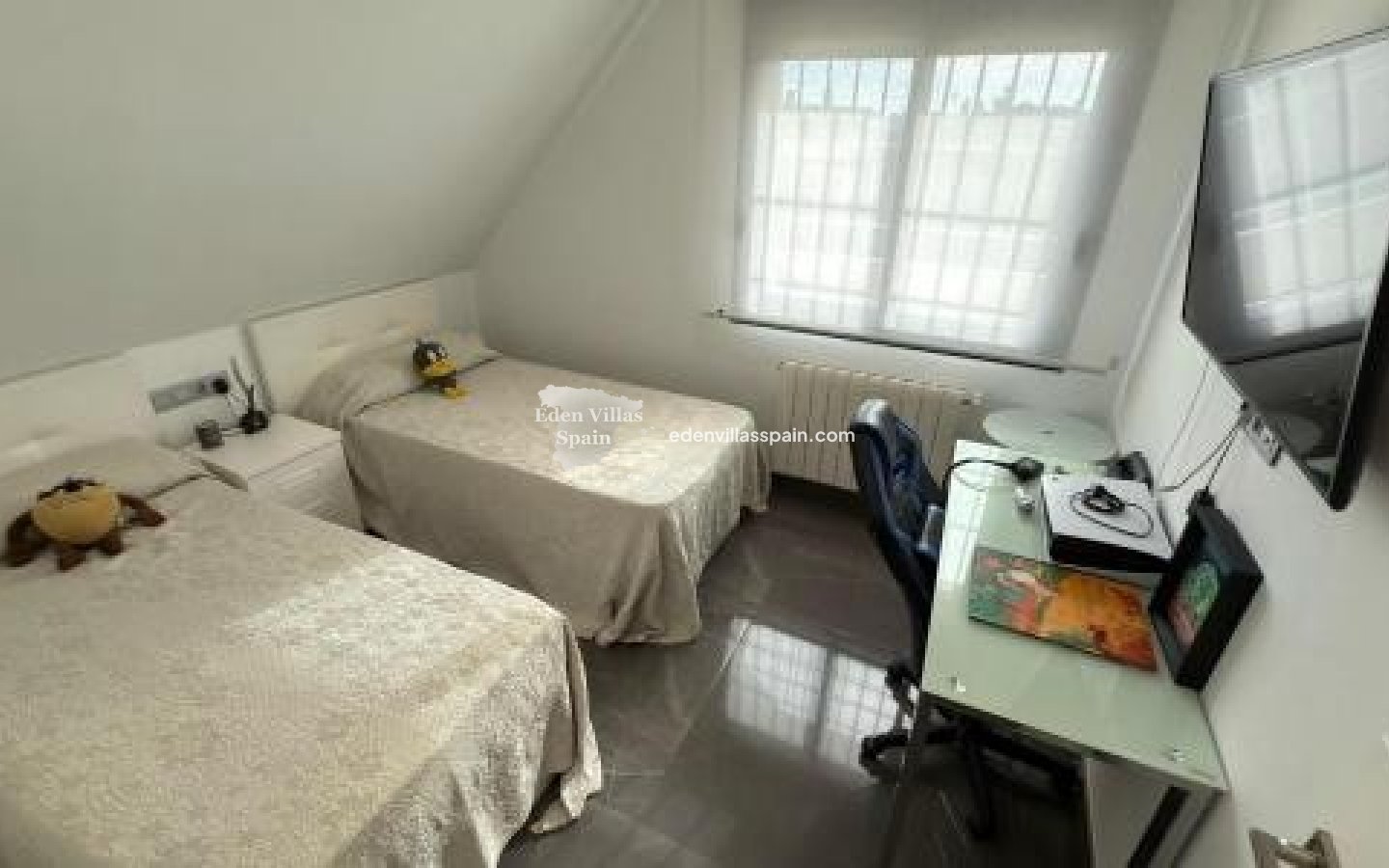 Segunda Mano - Villa costera - San Juan