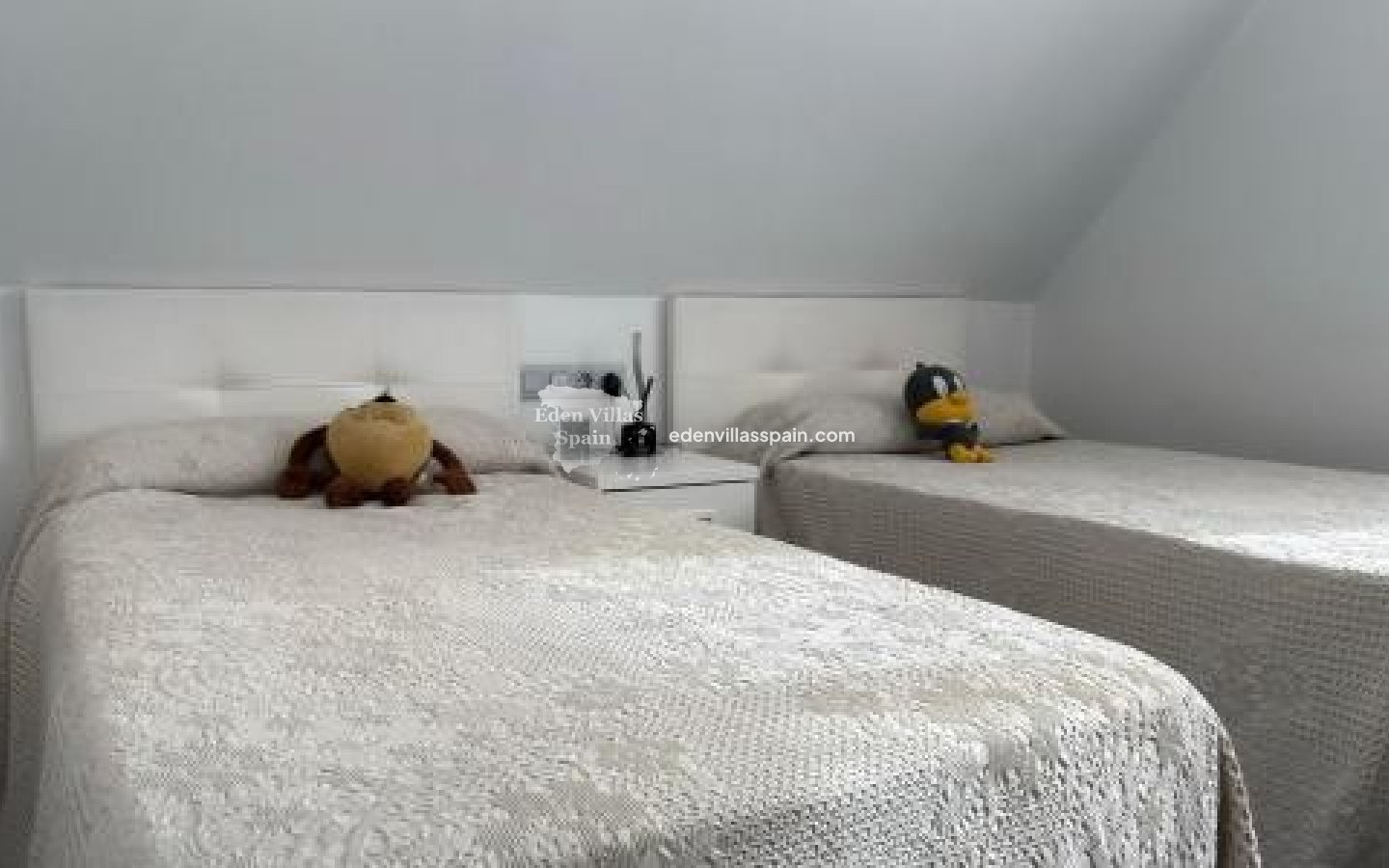 Segunda Mano - Villa costera - San Juan