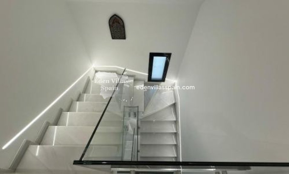 Segunda Mano - Villa costera - San Juan