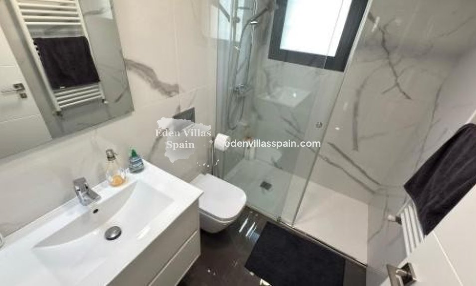 Segunda Mano - Villa costera - San Juan