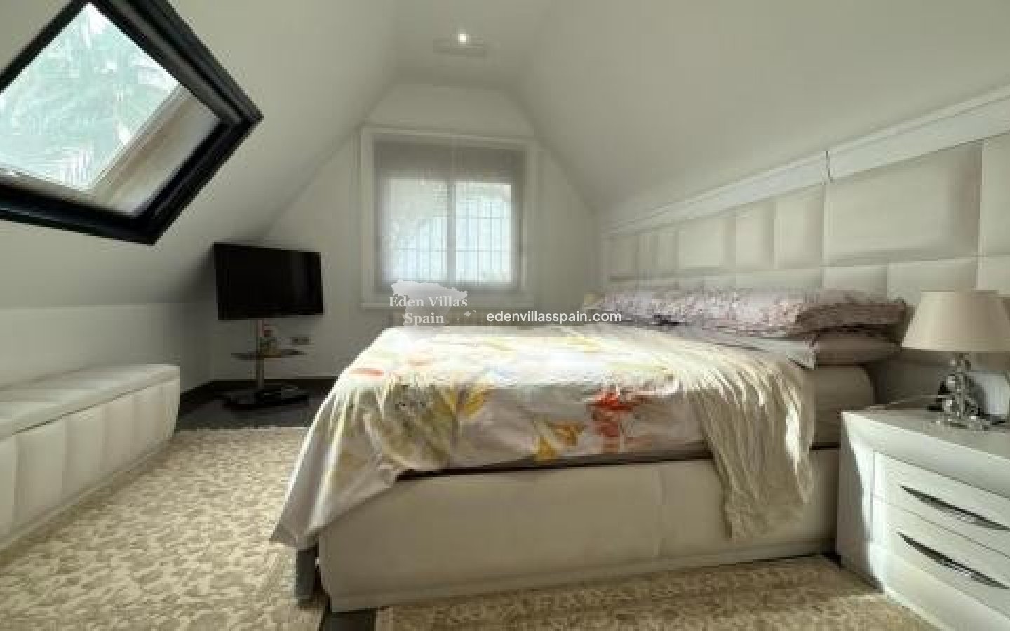 Segunda Mano - Villa costera - San Juan