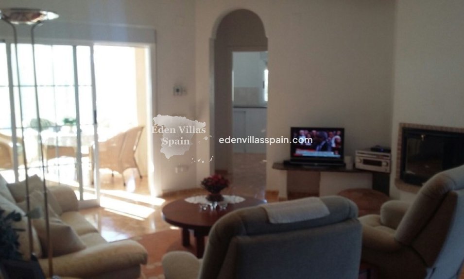 Wederverkoop - Landhuis - Daya Nueva