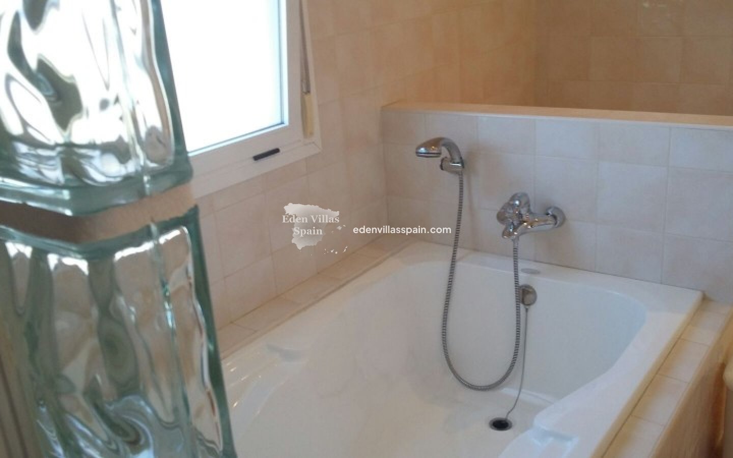 Wederverkoop - Landhuis - Daya Nueva