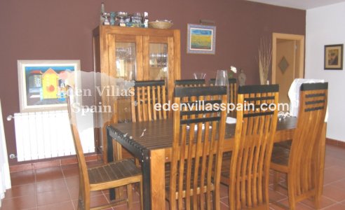 Segunda Mano - Casa de campo - Alicante