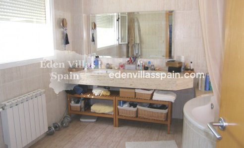 Segunda Mano - Casa de campo - Alicante