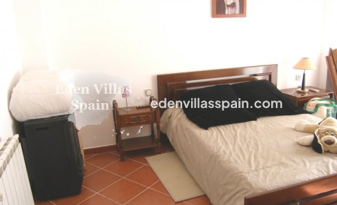 Segunda Mano - Casa de campo - Alicante