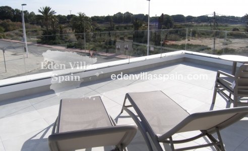 Neubau - Villa an der Küste - La Marina