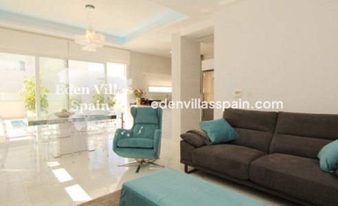 Obra Nueva - Villa costera - Torrevieja