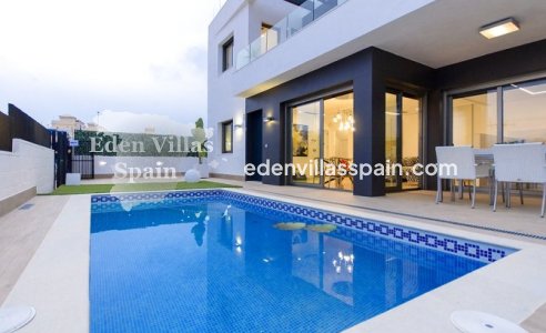 Obra Nueva - Villa costera - Orihuela Costa