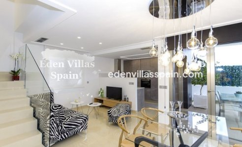 Obra Nueva - Villa costera - Orihuela Costa