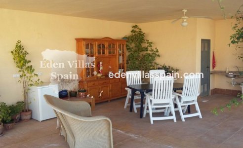 Wederverkoop - Landhuis - Daya Nueva