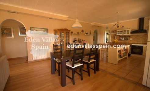 Segunda Mano - Casa de campo - Dolores