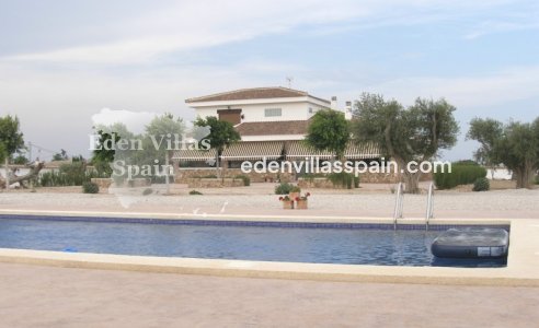 Segunda Mano - Casa de campo - Dolores