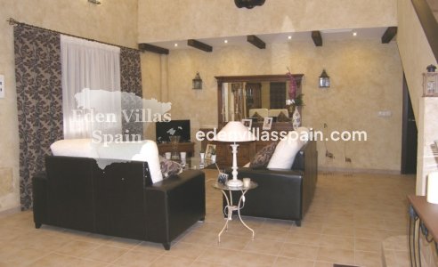 Segunda Mano - Casa de campo - Dolores