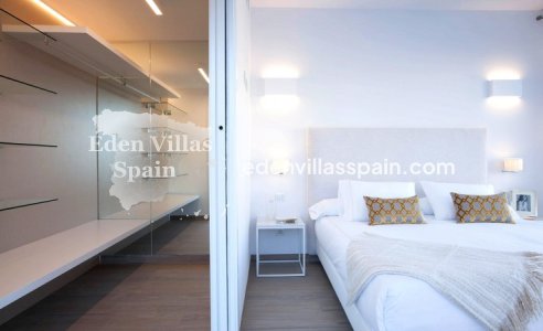 Nieuwbouw - Gloednieuwe villa - Guardamar del Segura