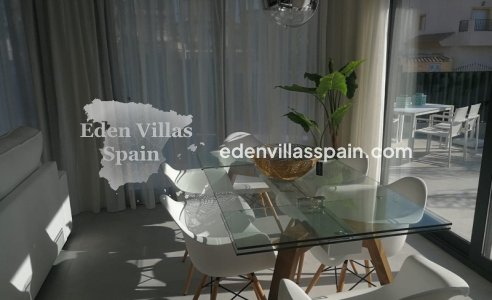 Obra Nueva - Villa a estrenar - La Marina