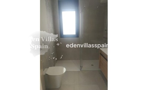 Obra Nueva - Villa a estrenar - La Marina