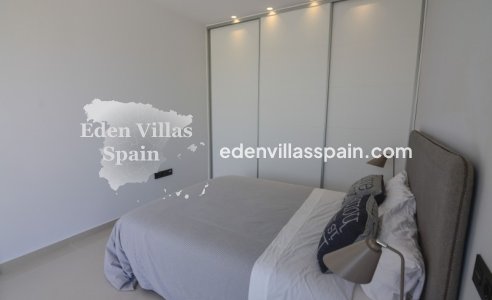 Obra Nueva - Villa a estrenar - La Marina