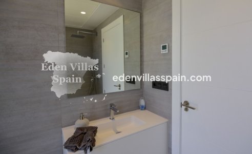 Obra Nueva - Villa a estrenar - La Marina