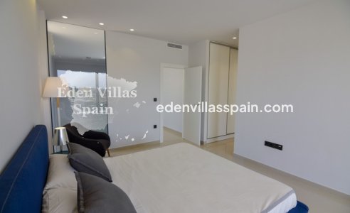 Obra Nueva - Villa a estrenar - La Marina