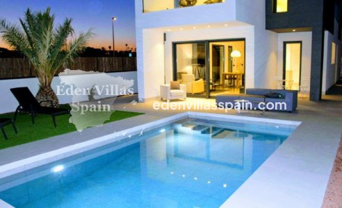 Obra Nueva - Villa a estrenar - La Marina