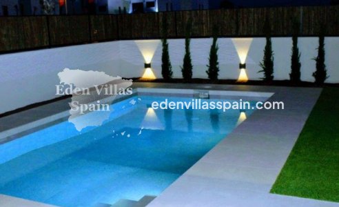 Obra Nueva - Villa a estrenar - La Marina