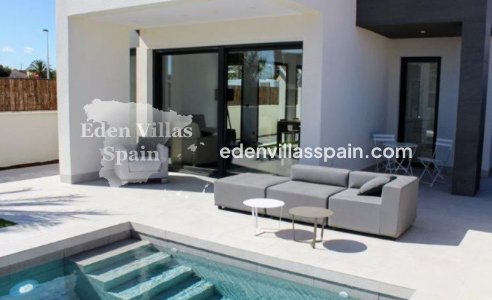 Obra Nueva - Villa a estrenar - La Marina