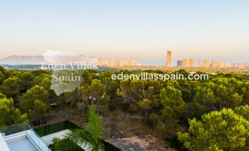 Obra Nueva - Villa a estrenar - Finestrat