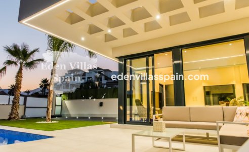 Obra Nueva - Villa a estrenar - Finestrat