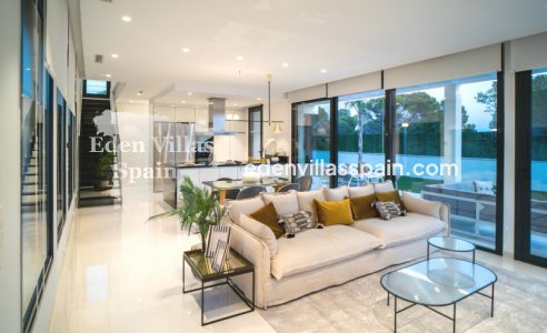 Obra Nueva - Villa a estrenar - Finestrat