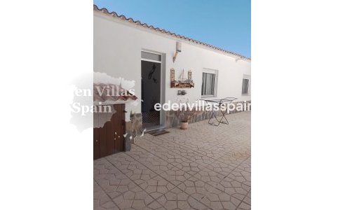 Segunda Mano - Casa de campo - Dolores