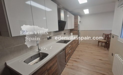 Segunda Mano - Casa de pueblo - Dolores